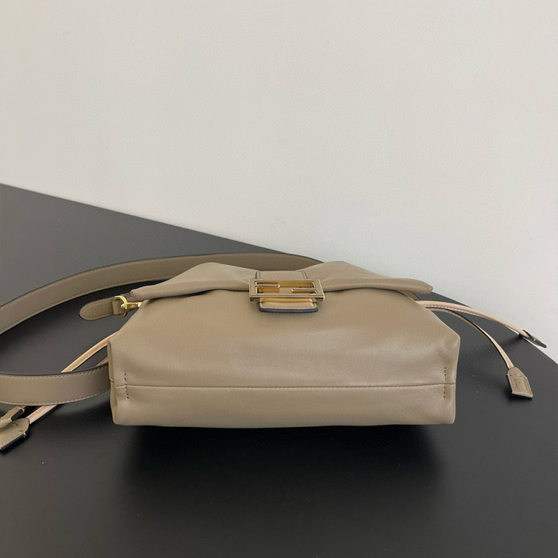 Fendi Mamma Baguette Medium Bag