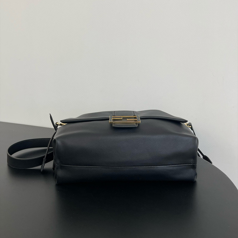 Fendi Mamma Baguette Large Bag