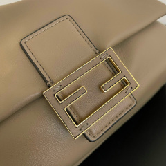 Fendi Mamma Baguette Medium Bag