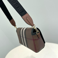 BURBERRY Top Handle Note Bag