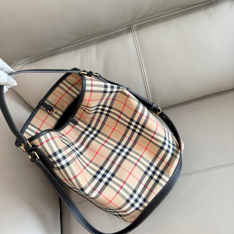 BURBERRY Check Bucket Bag