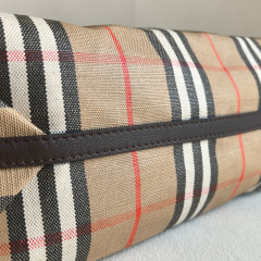 BURBERRY Medium Highlands Tote Bag