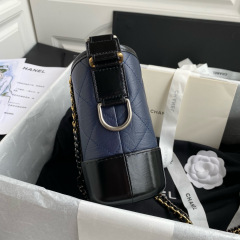 CHANEL GABRIELLE Small Wandering shoulder bag