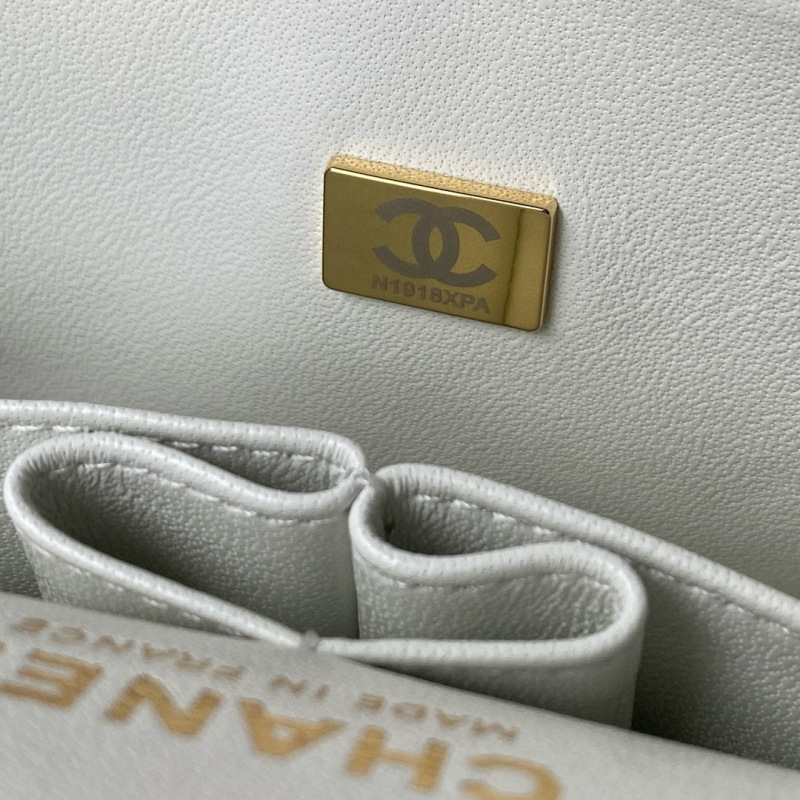 CHANEL Classic Flap Bag Grained Calfskin 23cm