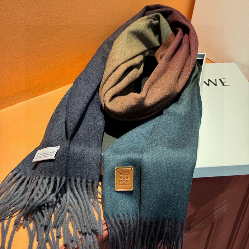 LOEWE Gradient Scarf