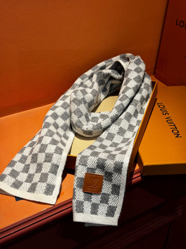 HERMES Cashmere Scarf