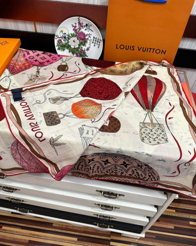 LV Scarf for Women