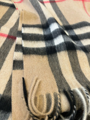BURBERRY Scarf (100% cashmere)