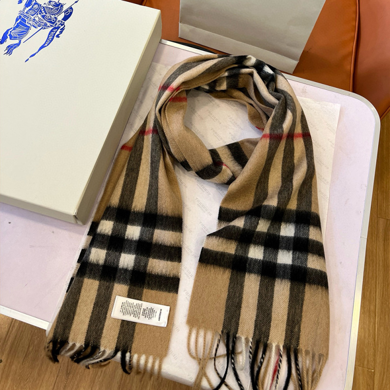 BURBERRY Scarf (100% cashmere)