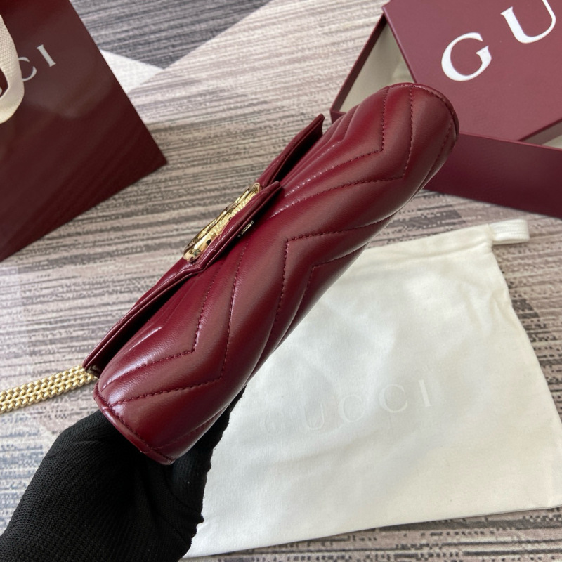 GUCCI GG Marmont wallet on chain