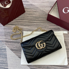GUCCI GG Marmont wallet on chain