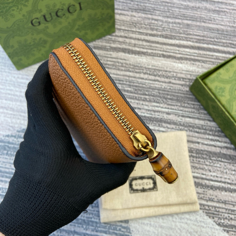 GUCCI Zip Around Wallet