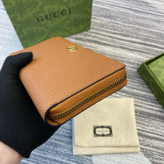GUCCI Zip Around Wallet