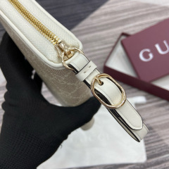 GUCCI GG Emblem zip around wallet