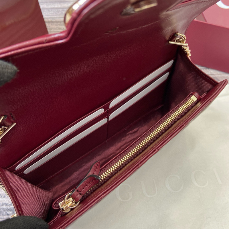 GUCCI GG Marmont wallet on chain