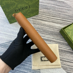 GUCCI Zip Around Wallet