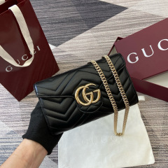 GUCCI GG Marmont wallet on chain