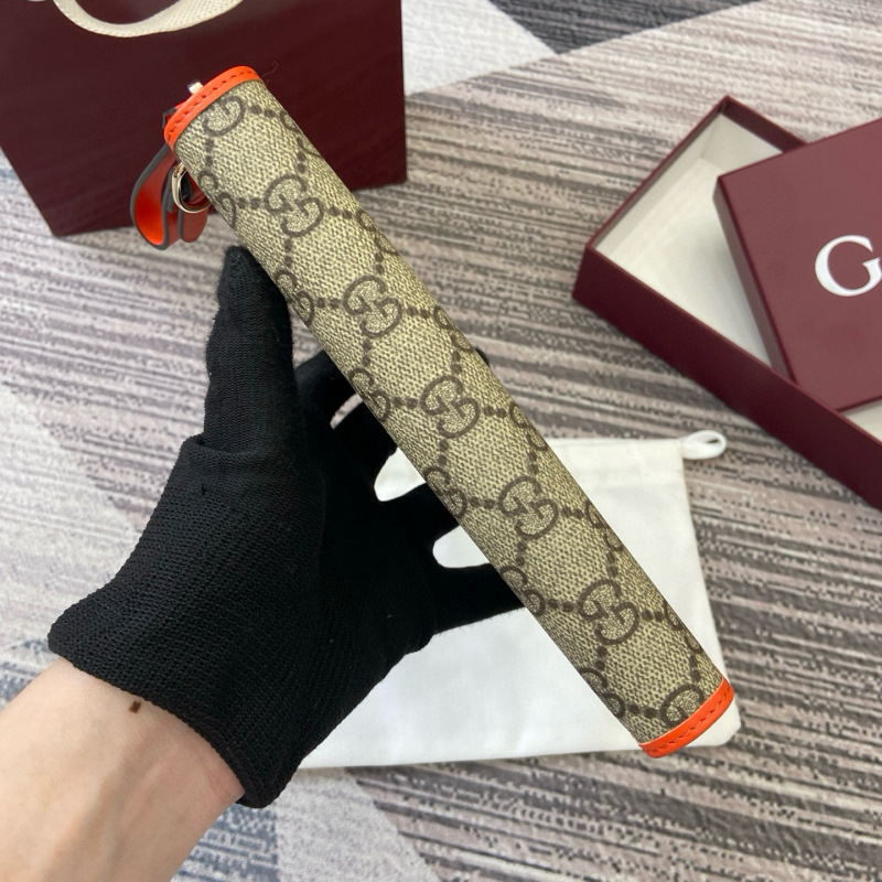 GUCCI GG Emblem zip around wallet