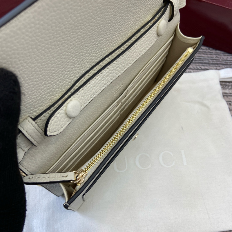 GUCCI Dionysus wallet on chain