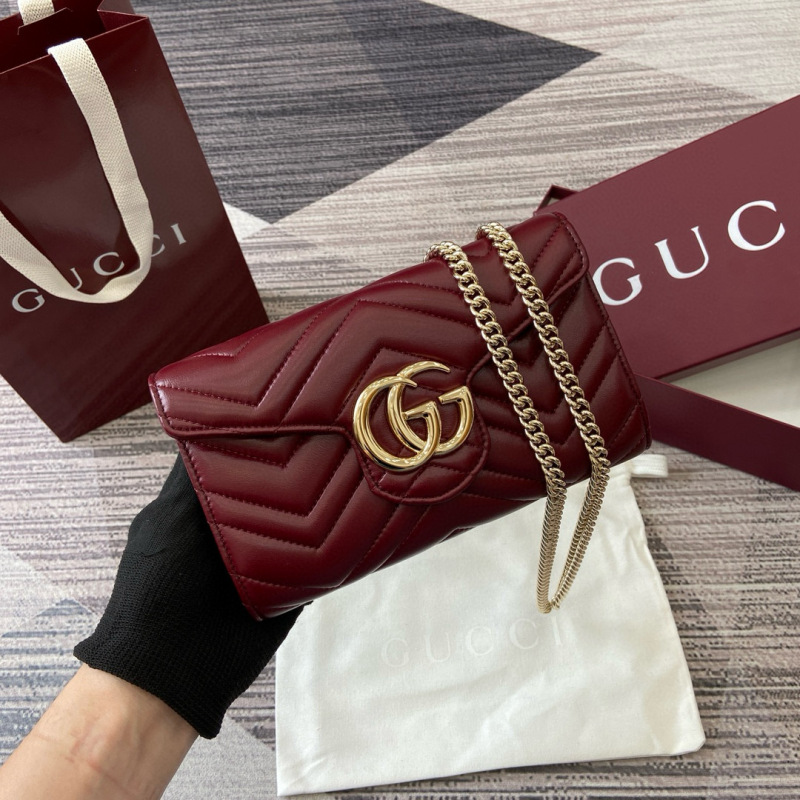 GUCCI GG Marmont wallet on chain