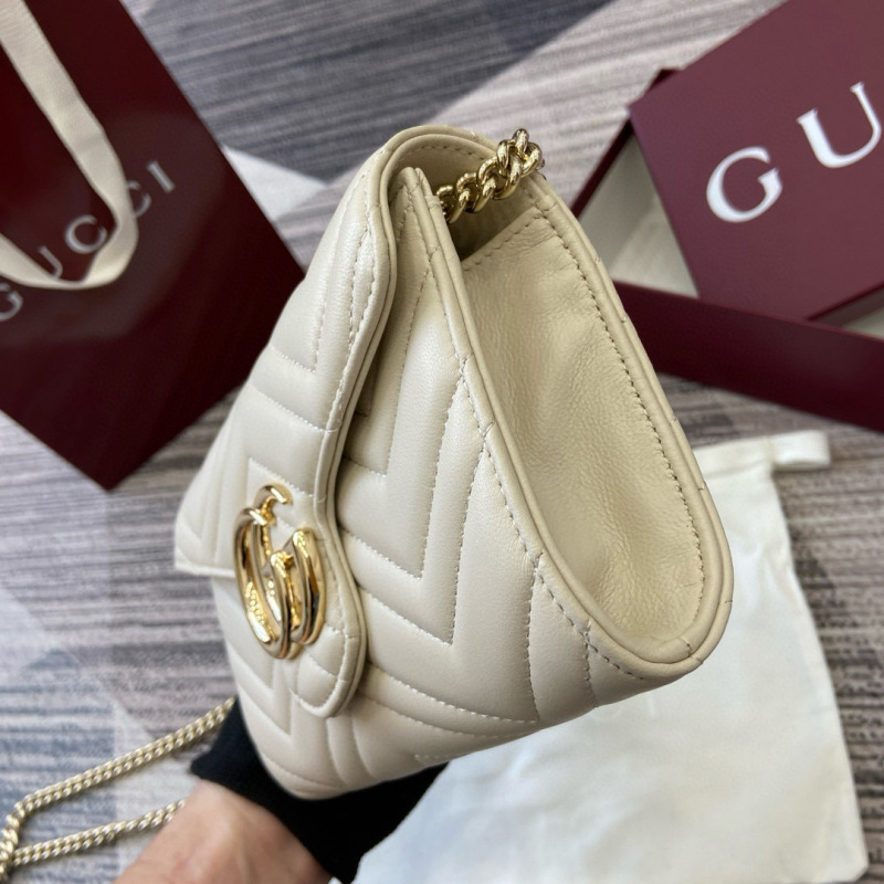 GUCCI GG Marmont wallet on chain