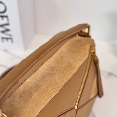 LOEWESmall Puzzle Bag