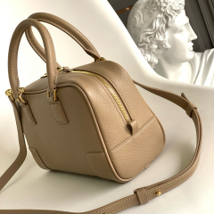 LOEWE Amazona 23 Handbag