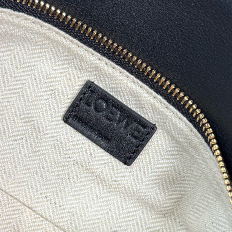 LOEWESmall Puzzle Bag