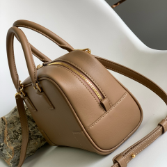 LOEWE Amazona 23 Handbag