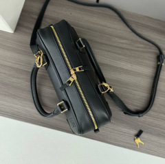 LOEWE Amazona 23 Cropped Bag
