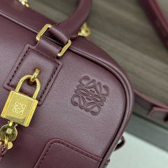 LOEWE Amazona 23 Cropped Bag