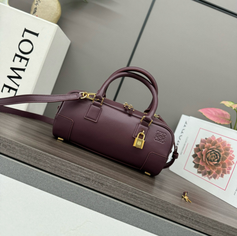LOEWE Amazona 23 Cropped Bag