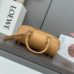 LOEWE Amazona 23 Cropped Bag