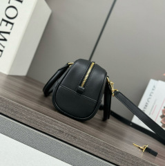 LOEWE Amazona 23 Cropped Bag