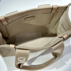 CHLOÉ WOODY TOTE BAG IN LINEN