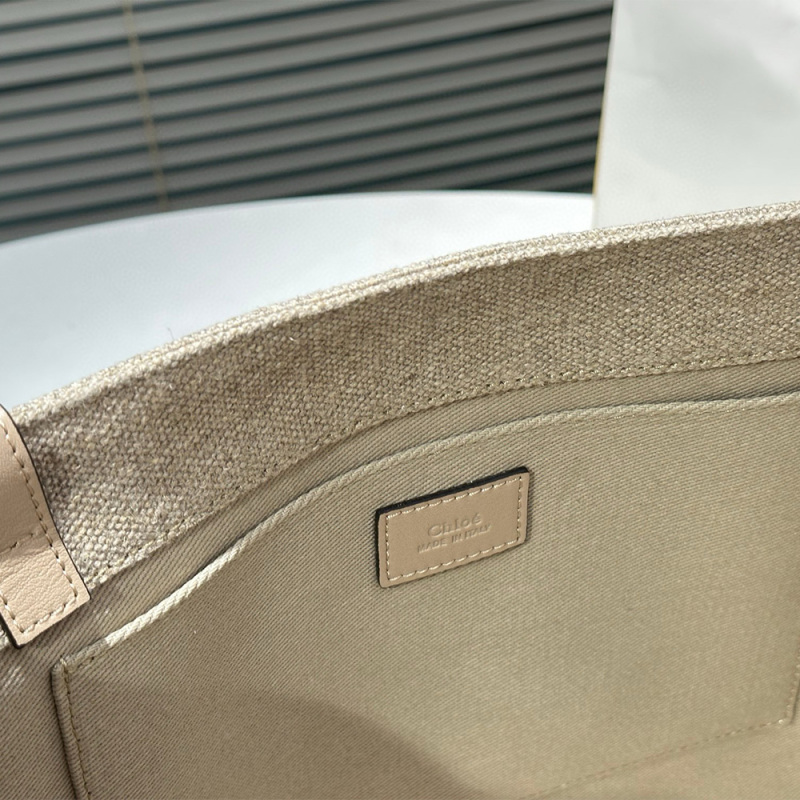 CHLOÉ WOODY TOTE BAG IN LINEN