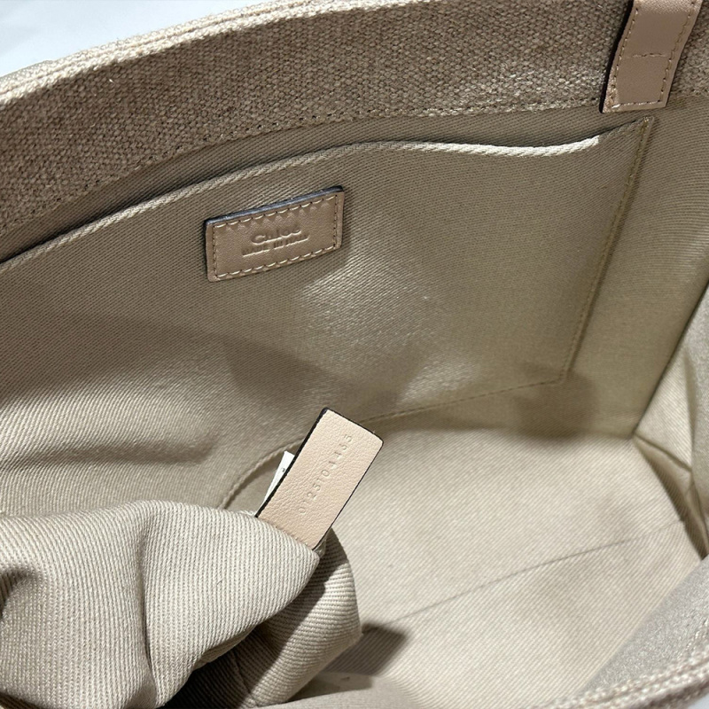 CHLOÉ WOODY TOTE BAG IN LINEN