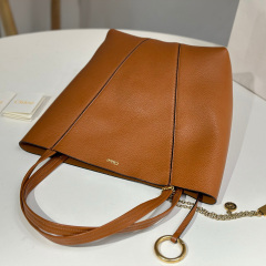 CHLOÉ SPIN TOTE BAG IN GRAINED LEATHER