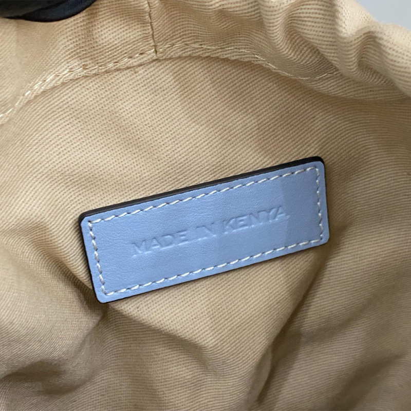 CHLOÉ SMALL WOODY BASKET IN NATURAL FIBERS