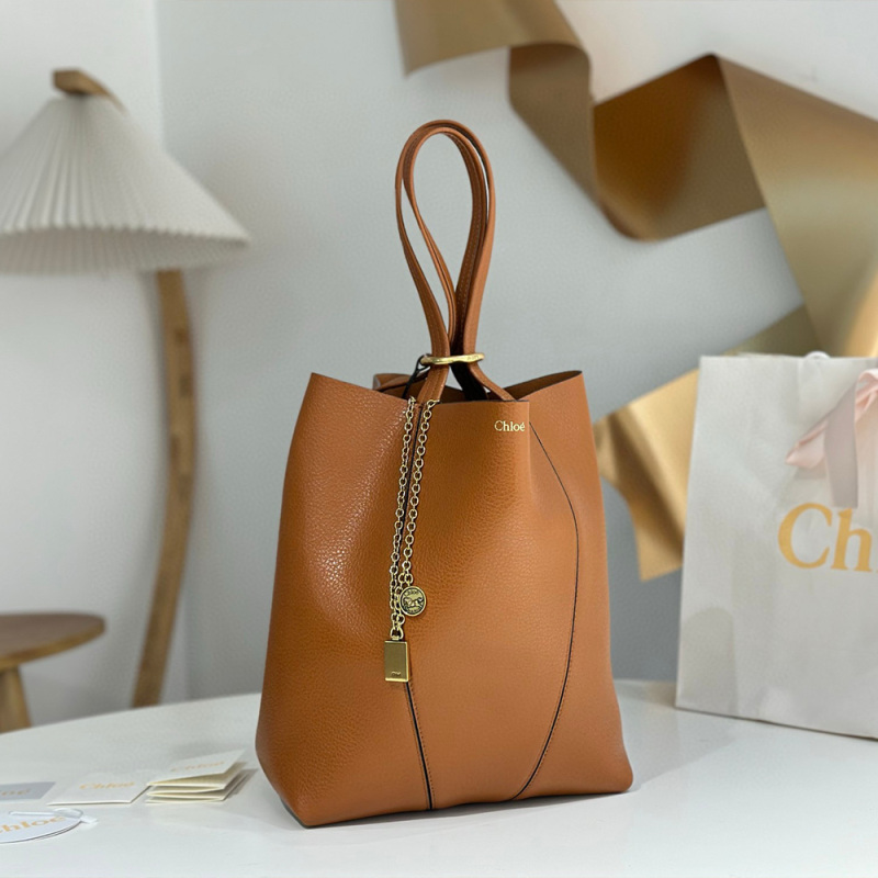 CHLOÉ SPIN TOTE BAG IN GRAINED LEATHER