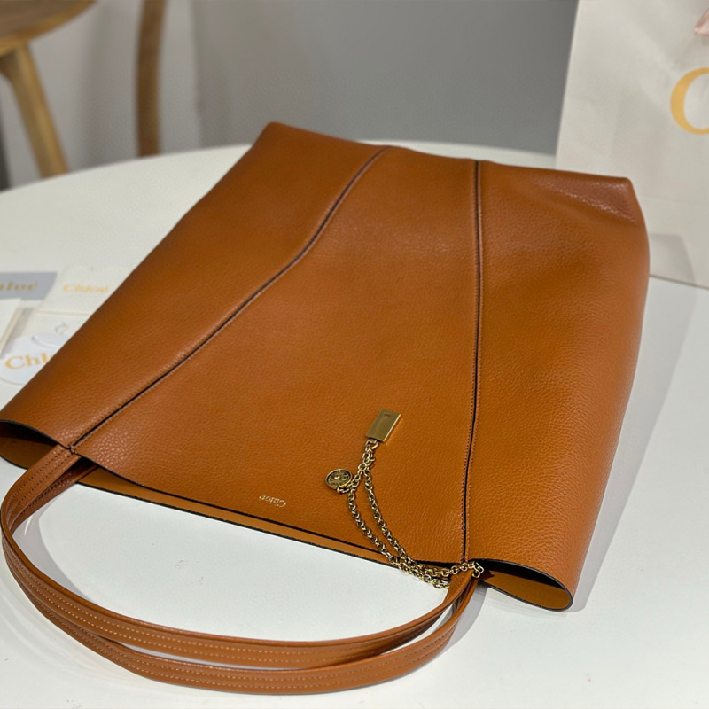 LARGE CHLOÉ SPIN TOTE BAG IN GRAINED LEATHER