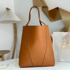 LARGE CHLOÉ SPIN TOTE BAG IN GRAINED LEATHER