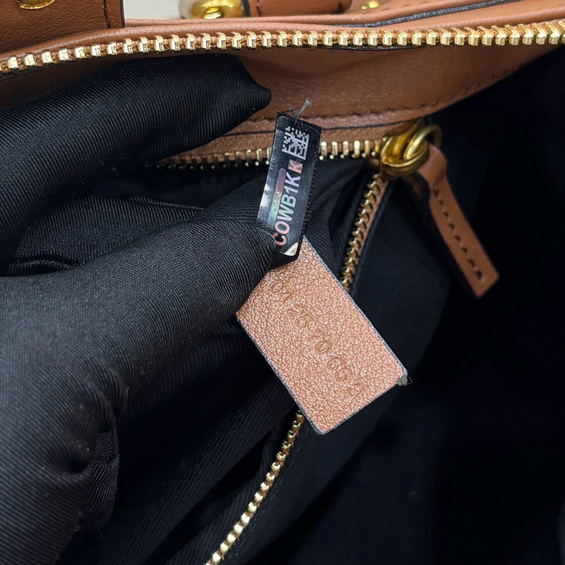CHLOÉ PADDINGTON BAG IN GRAINED LEATHER