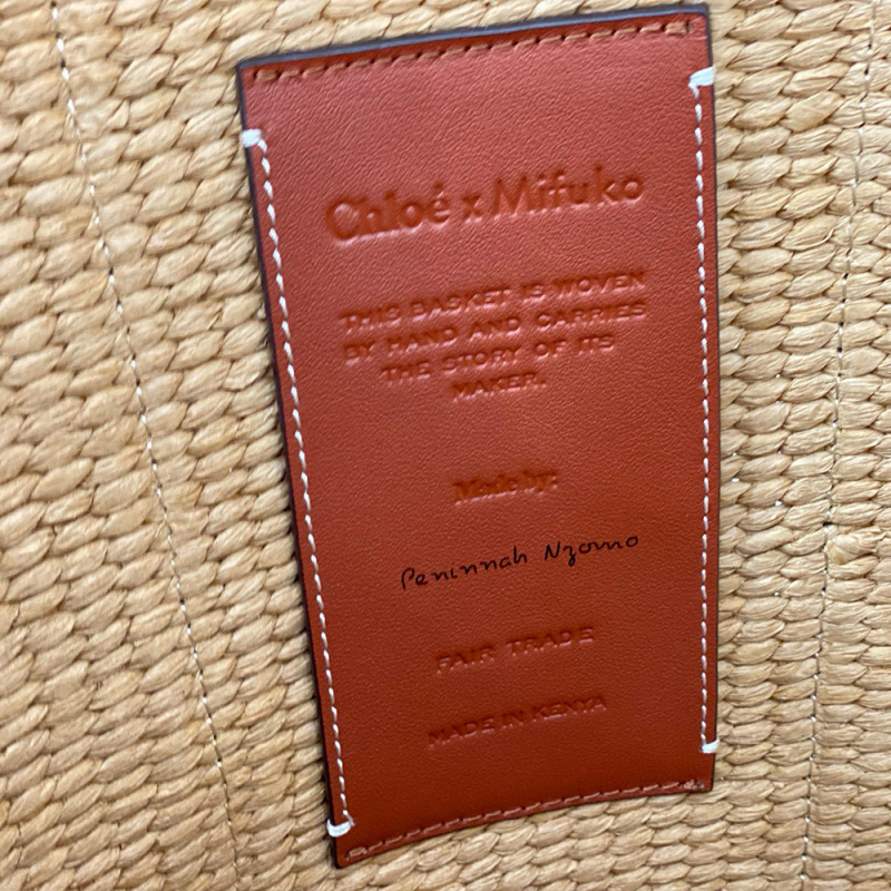 CHLOÉ LARGE WOODY BASKET IN NATURAL FIBERS