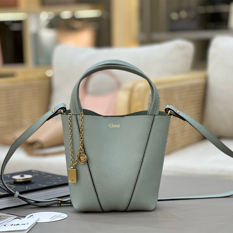 CHLOÉ SMALL CHLOÉ SPIN TOTE BAG IN GRAINED LEATHER