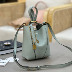 CHLOÉ SMALL CHLOÉ SPIN TOTE BAG IN GRAINED LEATHER