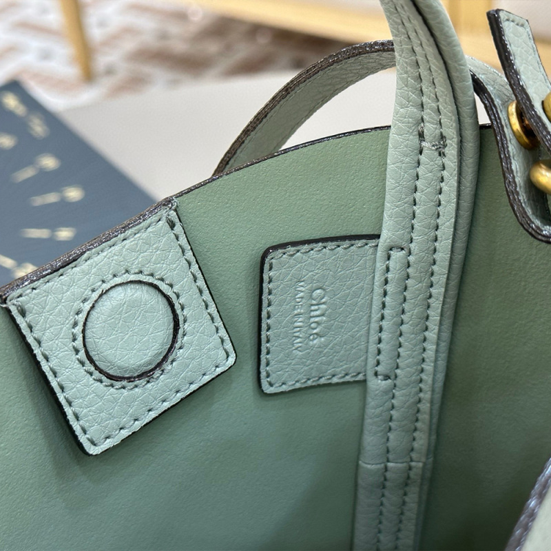 CHLOÉ SMALL CHLOÉ SPIN TOTE BAG IN GRAINED LEATHER