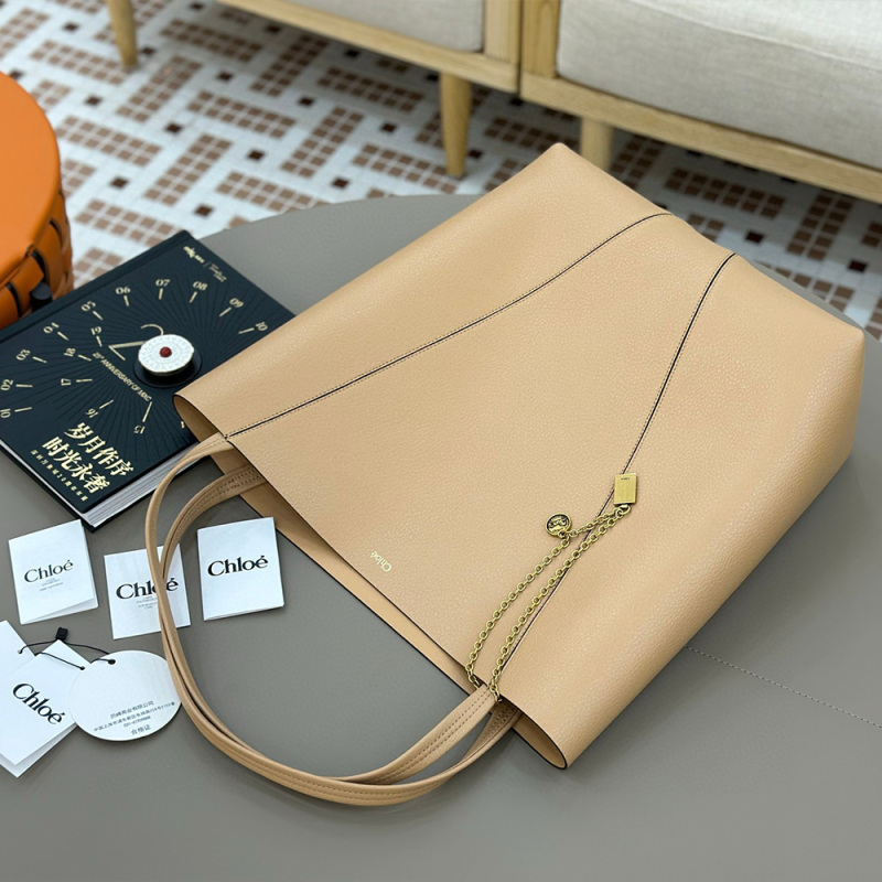 LARGE CHLOÉ SPIN TOTE BAG IN GRAINED LEATHER