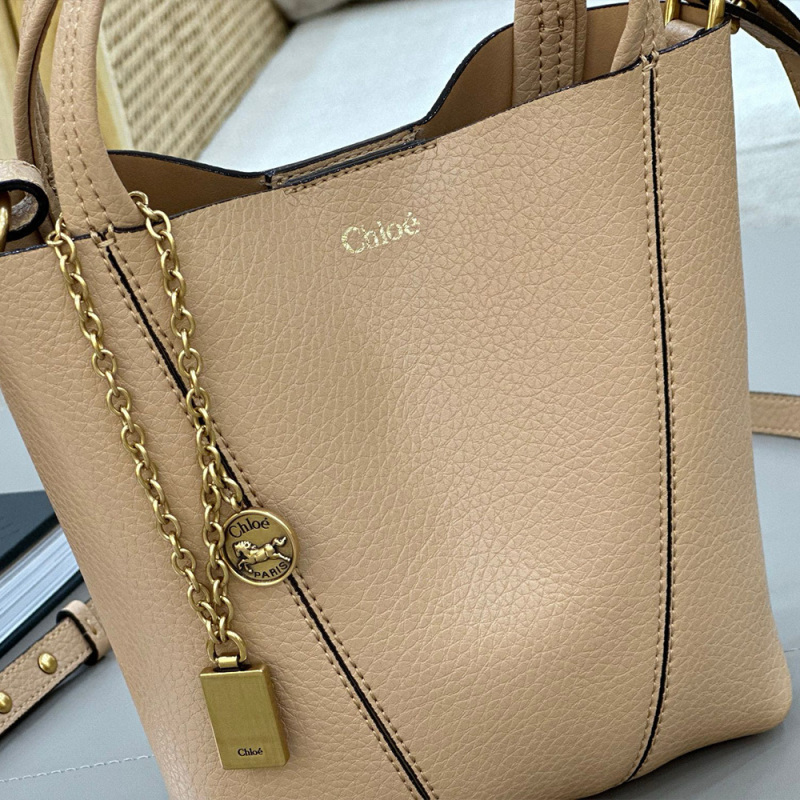 CHLOÉ SMALL CHLOÉ SPIN TOTE BAG IN GRAINED LEATHER