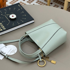CHLOÉ SMALL CHLOÉ SPIN TOTE BAG IN GRAINED LEATHER